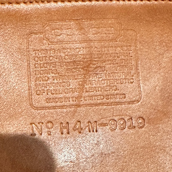 Coach Vintage Quincy 9919 British Tan Leather Crossbody Bag - Picture 3 of 10